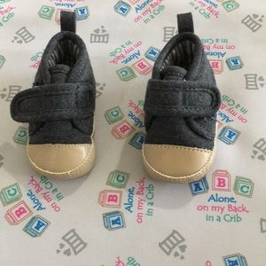 Baby boy shoes newborn size gray color